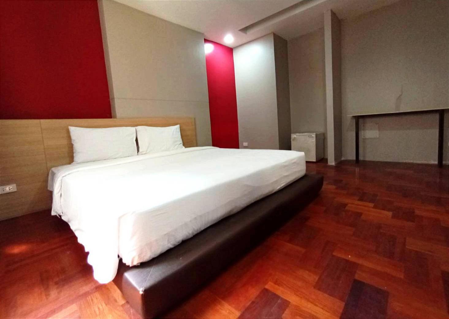 Go Inn Silom - Bts Saint Louis Bangkok Exterior photo