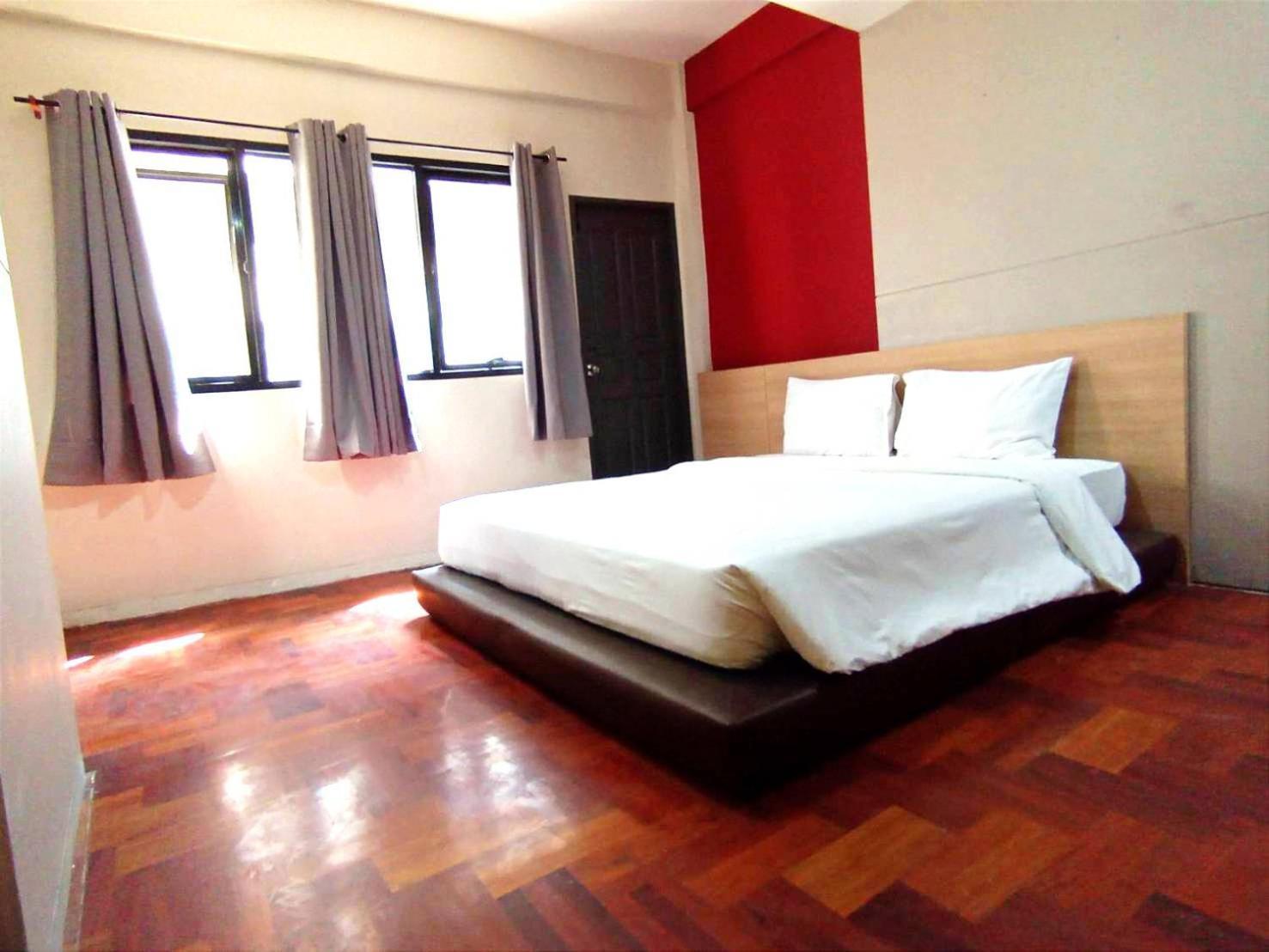 Go Inn Silom - Bts Saint Louis Bangkok Exterior photo