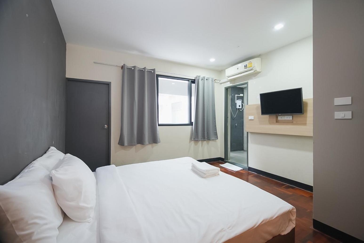 Go Inn Silom - Bts Saint Louis Bangkok Exterior photo